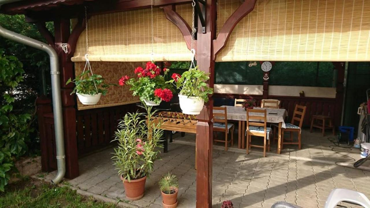 Ferienwohnung Liliana Vendeghaz Balatonfůzfő Exterior foto