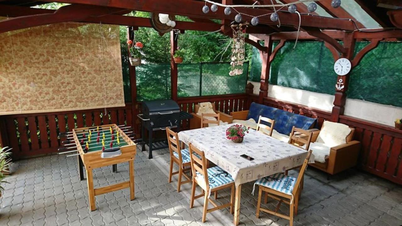 Ferienwohnung Liliana Vendeghaz Balatonfůzfő Exterior foto