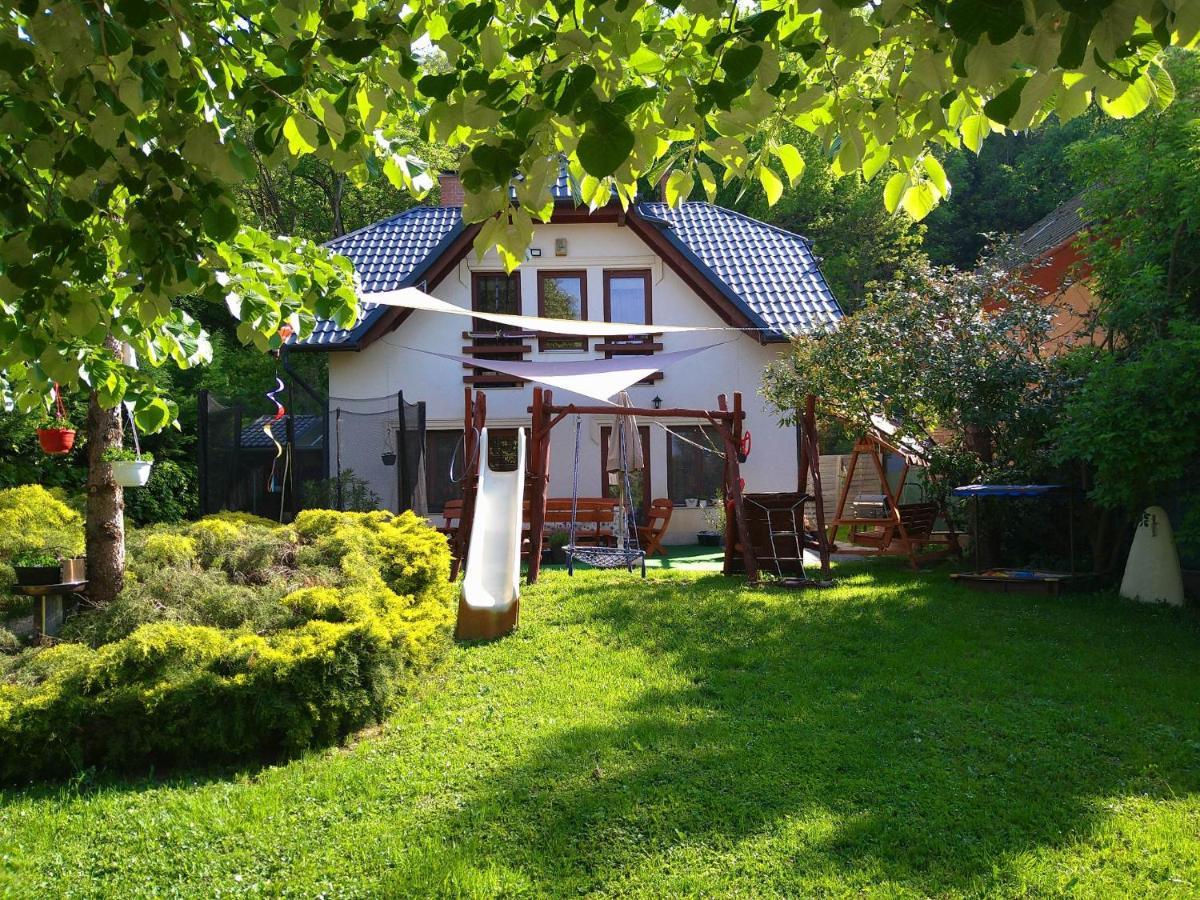 Ferienwohnung Liliana Vendeghaz Balatonfůzfő Exterior foto