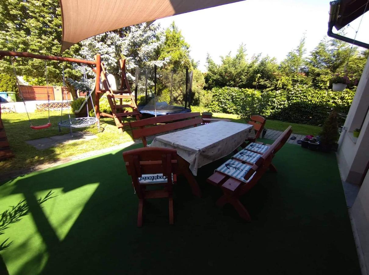 Ferienwohnung Liliana Vendeghaz Balatonfůzfő Exterior foto
