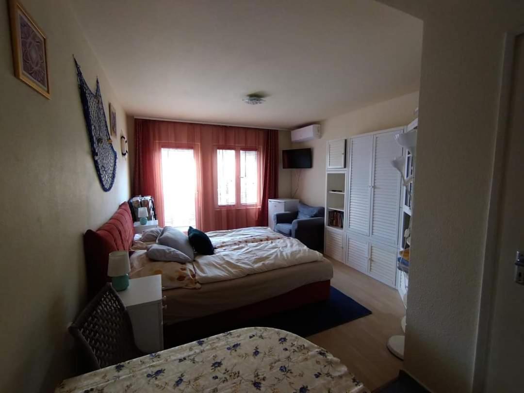 Ferienwohnung Liliana Vendeghaz Balatonfůzfő Zimmer foto