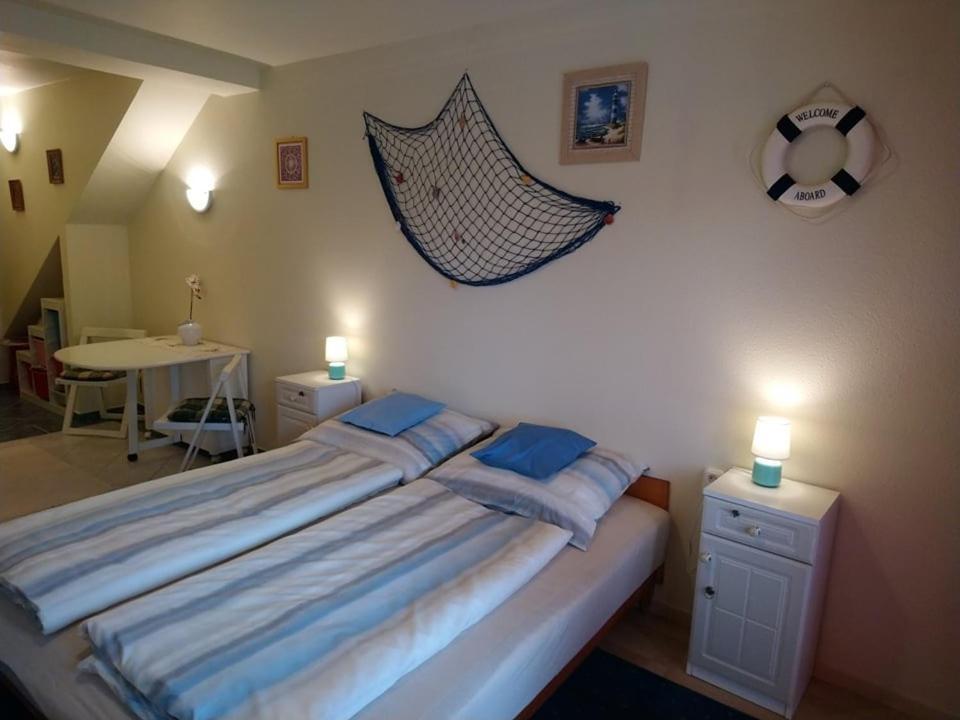 Ferienwohnung Liliana Vendeghaz Balatonfůzfő Exterior foto